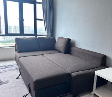 Kempas Apartment | ELIFE D Summit Residences 2109 Wifi Netflix