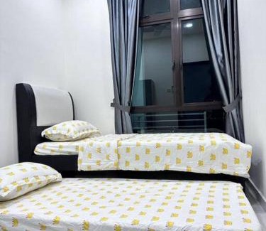 Kempas Apartment | ELIFE D Summit Residences 2109 Wifi Netflix