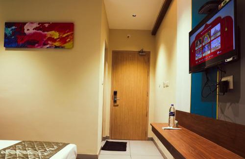 Palani Hotel | ELITE RESIDENCY