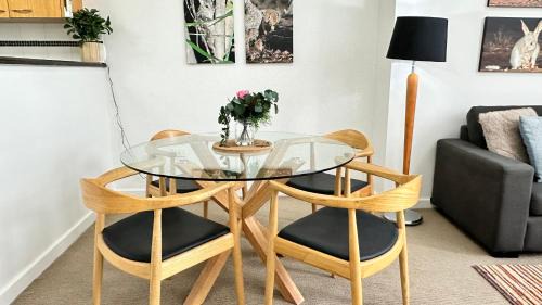 Perth Central Business District Apartment | Eliza's Lookout