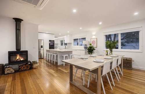 Mount Eliza House | Elizas Entertainer | Stunning Alfresco Dining