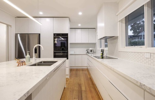 Mount Eliza House | Elizas Entertainer | Stunning Alfresco Dining