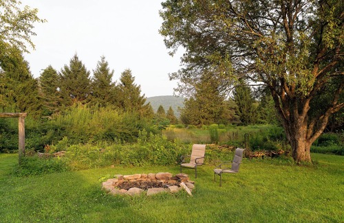 Union Dale Cabin | Elk Mountain Vacation Home on 21 Acres