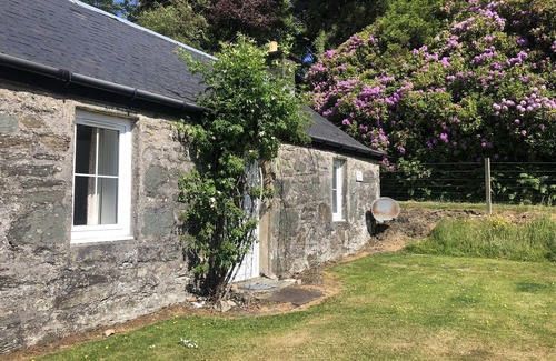 Lochgilphead Cottage | Ellary Cottage - a cottage that sleeps 4 guests in 2 bedrooms