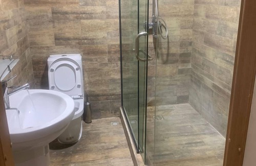 Lekki Phase 1 Hotel | Ellyxville Hotel