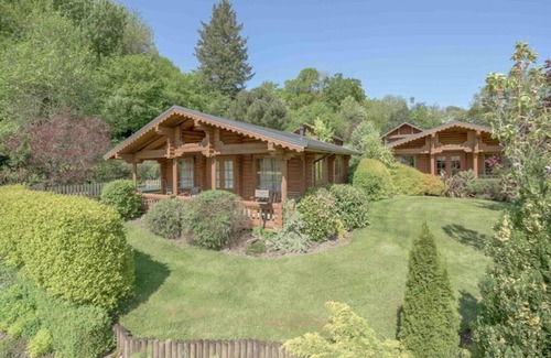 Aymestrey Cabin | 'elm' Countryside Log Cabin With Private Hot Tub