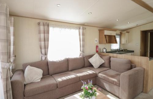 Denny House | Elm