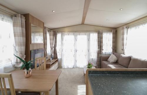 Denny House | Elm