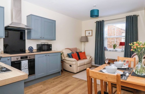 Thirsk Cottage | ELM TREE COTTAGE, romantic, with a garden in Dalton Near Thirsk