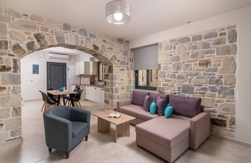 Kokinos Pirgos Villa | ELMARA Luxury Villa 2 - Next to the Beach