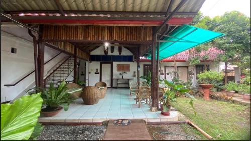 Puerto Princesa City Centre Hotel | Elmundotel Guest House