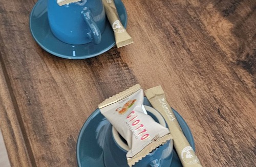 Heidenheim an der Brenz Apartment | Elodia Luxury Apartment - Wi-Fi, Smart TV, Terrace, Kitchen, Towels
