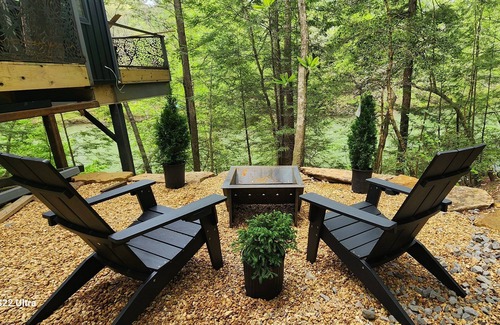 Double Springs Cabin | Elora's Cabin at Sylvan Haus