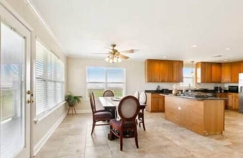 Lafitte House | Elsa's Place: Private Home