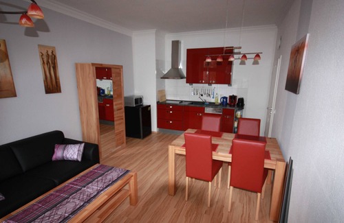 Neuschonefeld Apartment | Elster - Romantic Apartments in Leipzig, *2km to the city center*