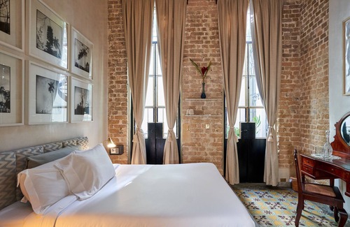 Old Havana Hostel | Elvira mi amor