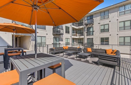 North Burnet Apartment | Elysian Luxe Rentals