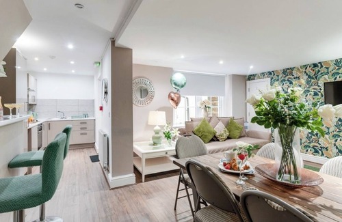 Hope Street Apartment | Elysium Liverpool
