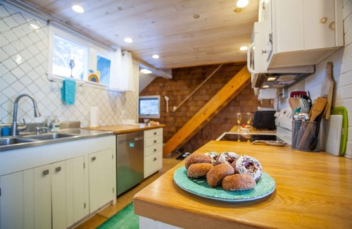 New London House | Elysium on Little Sunapee-Dock, Firepit, Trails