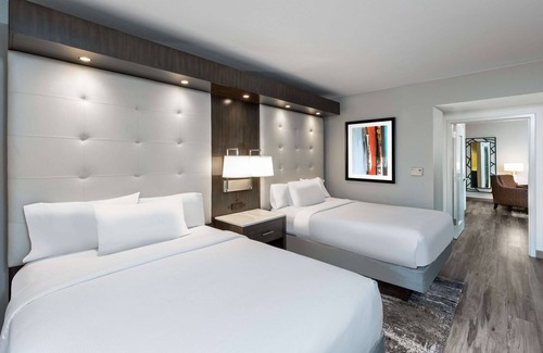 Memorial Hotel | Embassy Suites by Hilton Houston Energy Corridor