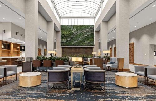 Las Colinas Hotel | Embassy Suites By Hilton Irving Las Colinas