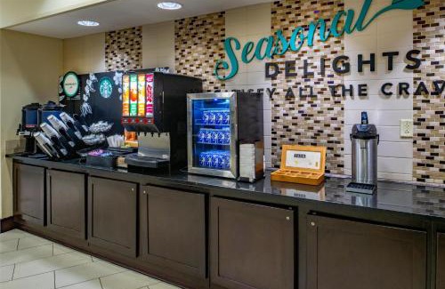 Bridgeton Hotel | Embassy Suites by Hilton St Louis Airport