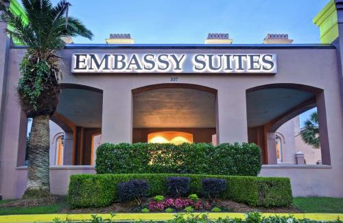 Downtown Charleston Hotel | Embassy Suites Charleston - Historic District