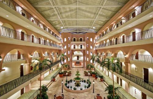 Downtown Charleston Hotel | Embassy Suites Charleston - Historic District