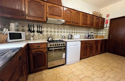 Sao Bras de Alportel Villa | Embrace tranquillity, traditional 2 bed villa & annexe with large private pool.