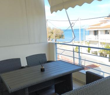 Assos-Lechaio Apartment | Emerald