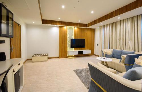Aizawl Hotel | Emerald Hotel
