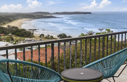 Emerald Beach Apartment | Emerald Views Signal Street 9 - Stunning views of Emerald Beach