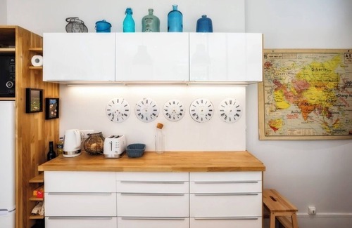 Secteur 1 Apartment | Emile - Face Gares and Business School, Downtown - Recently Renovated
