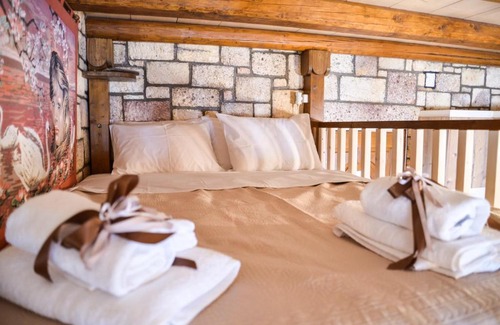 Milos House | Emilia's Little Farmhouses