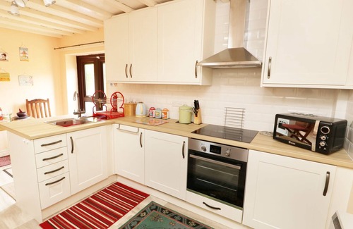 Great Dunham Cottage | EMILY'S RETREAT AT THE GREAT BARN, with a garden in Litcham