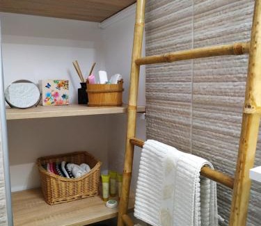 Kalyvia Thorikou Apartment | Emily`s vacation house