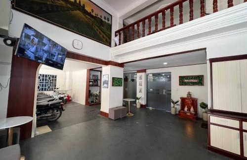 Prampir Makara House | Empire House, Phnom Penh