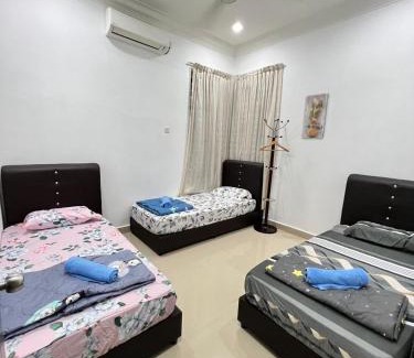 Paka Villa | EMPIRE LUXURY HOMESTAY PAKA