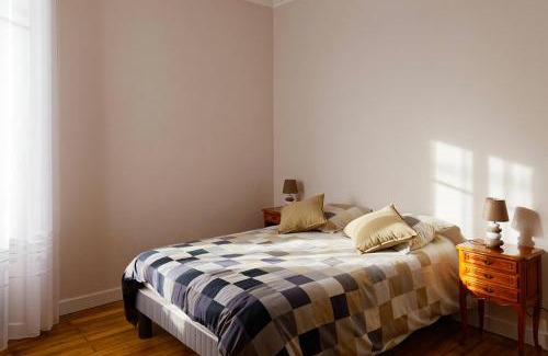 Beauvoir-sur-Mer House | En plein centre, jolie maison pour 6 avec jardin