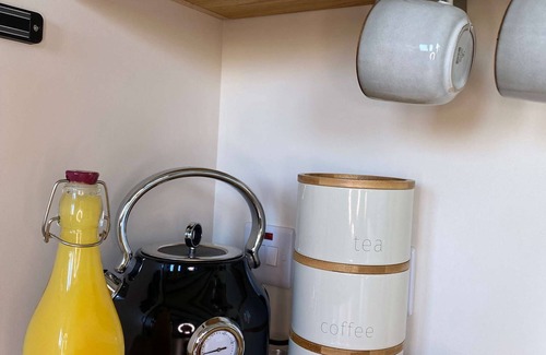 Llanfarian Cabin | En-suite Shepherds Huts