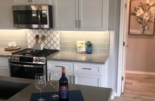 Encanterra House | Encanterra Home on Beautiful Greenbelt!