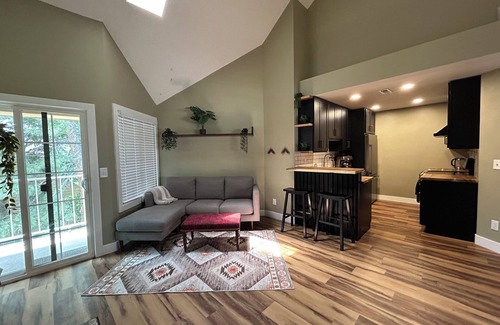 Gunbarrel Condo | Enchanting 2-bedroom condo with AC in Boulder