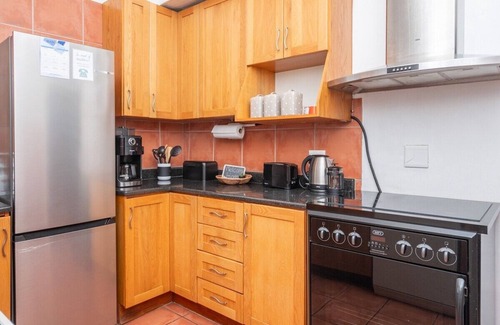 Rosebank House | Enchanting Abode in Rosebank