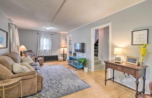 Morgantown House | Enchanting Family House with Balcony Less Than 3 Mi to WVU!