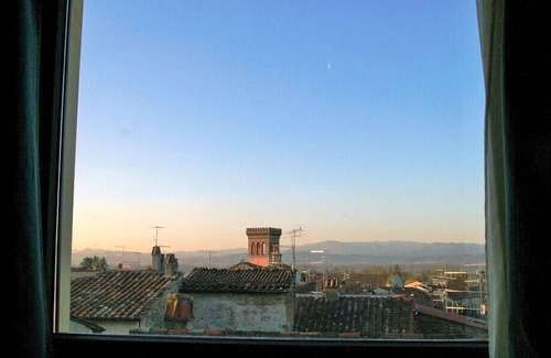 Sansepolcro Apartment | Enchanting historical Medieval Tower on the Main Street opposite the Cathedral