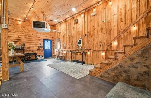 Honesdale House | Enchanting Private Estate