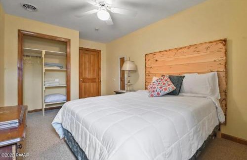 Honesdale House | Enchanting Private Estate