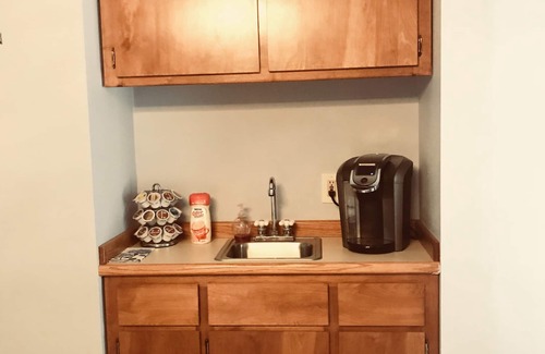 Apple Hill Apartment | Enchanting Property in Heart of Apple Hill