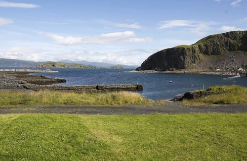 Slate Islands Cottage | Enchanting rural cottage on car-free Island of Easdale