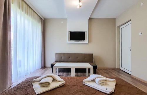 Sapareva Banya House | Enchanting Studios With Garden Near Mineral Baths